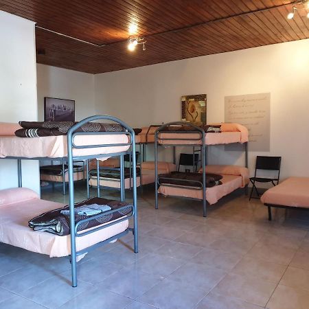 טואי Albergue San Martin מראה חיצוני תמונה